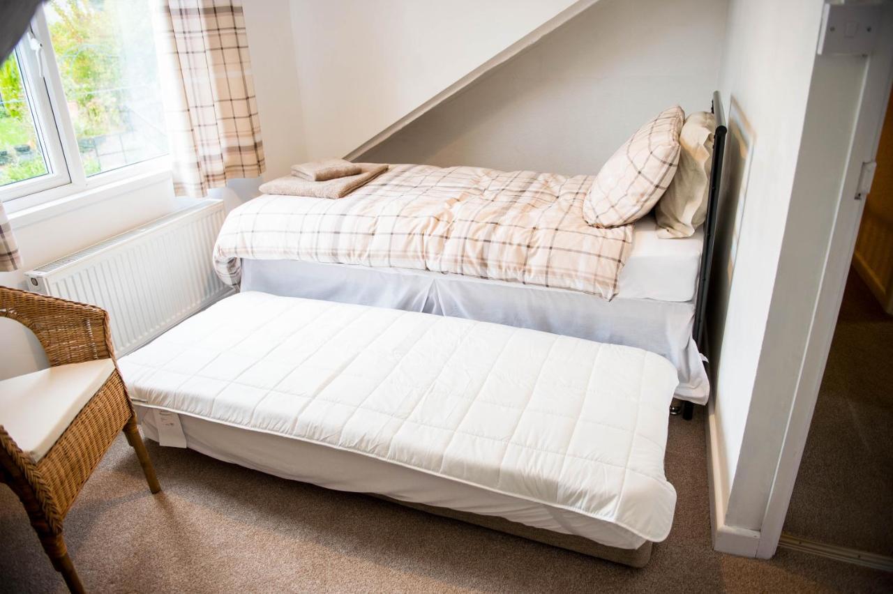 Awel Taf- Central Cottage Ideal For Families, With Parking St Clears Exterior photo